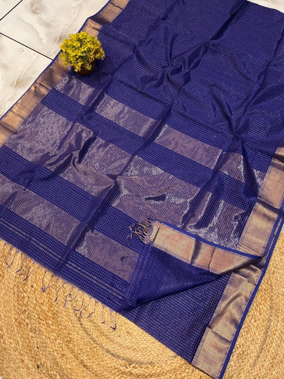 Exclusive Pure Handwoven Maheshwari Silk Saree with Golden Jari Chek Motifs