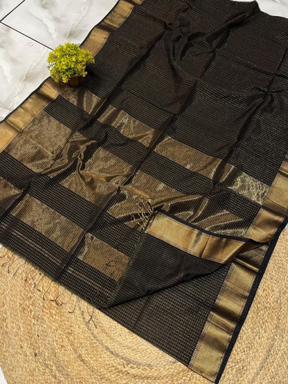 Exclusive Pure Handwoven Maheshwari Silk Saree with Golden Jari Chek Motifs