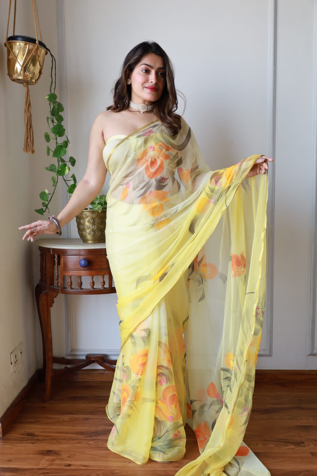 Hand Painted Chiffon Saree with Zari Border – Soft & Elegant Party Wear