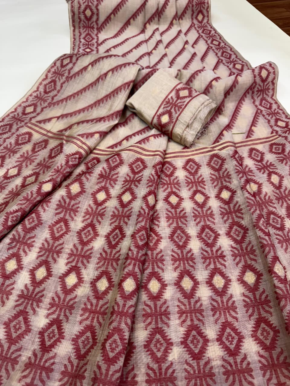 Premium Soft Mul Cotton Saree with Resham Pallu & Jamdani Border