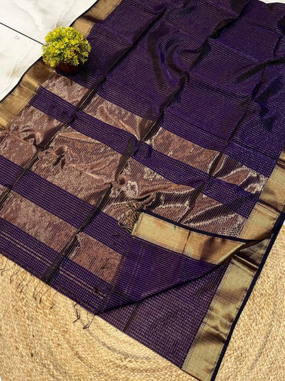 Exclusive Pure Handwoven Maheshwari Silk Saree with Golden Jari Chek Motifs