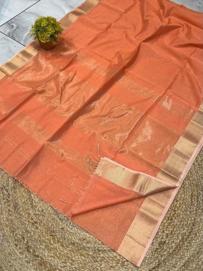 Exclusive Pure Handwoven Maheshwari Silk Saree with Golden Jari Chek Motifs