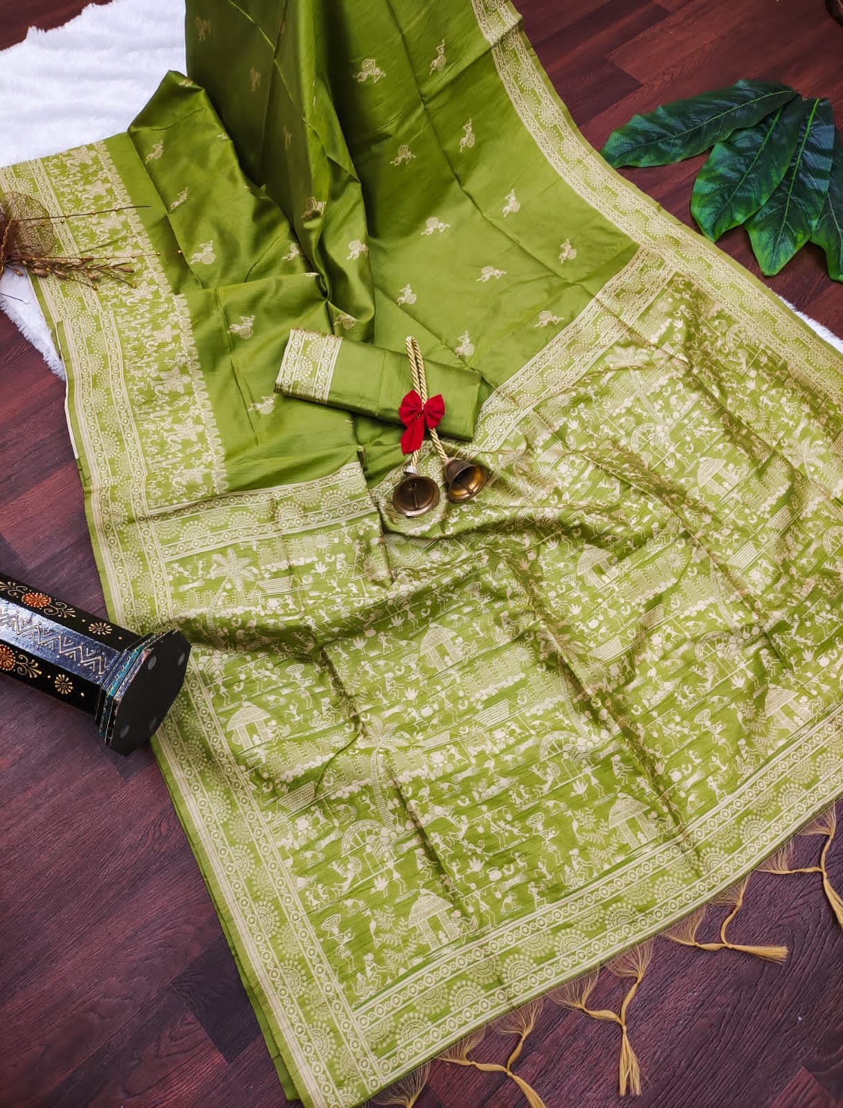 Banglori Handloom Raw Silk Saree with Weaving Pallu & Border | Blouse Included