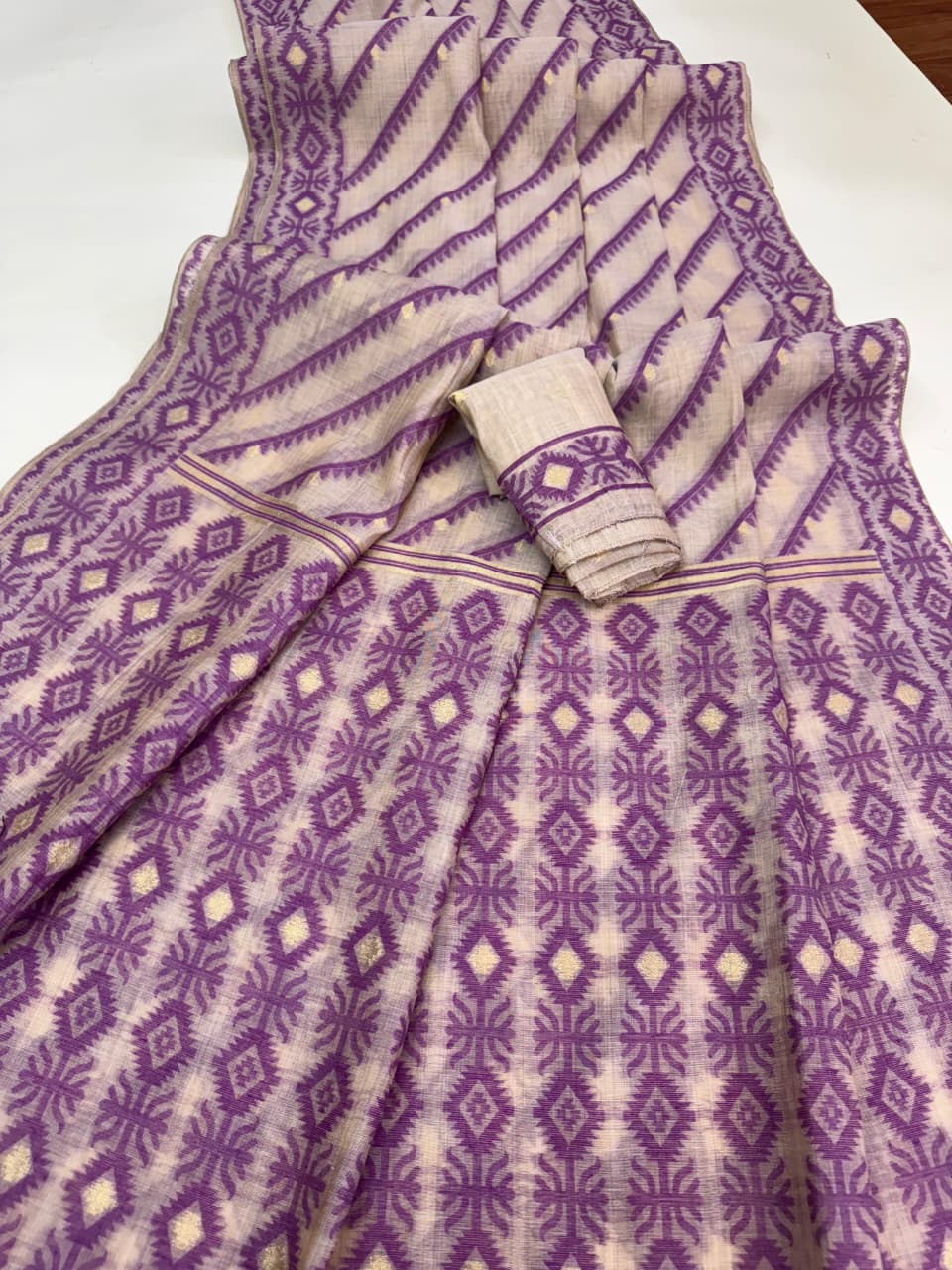 Premium Soft Mul Cotton Saree with Resham Pallu & Jamdani Border