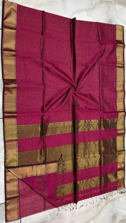 Exclusive Pure Handwoven Maheshwari Silk Saree with Golden Jari Chek Motifs