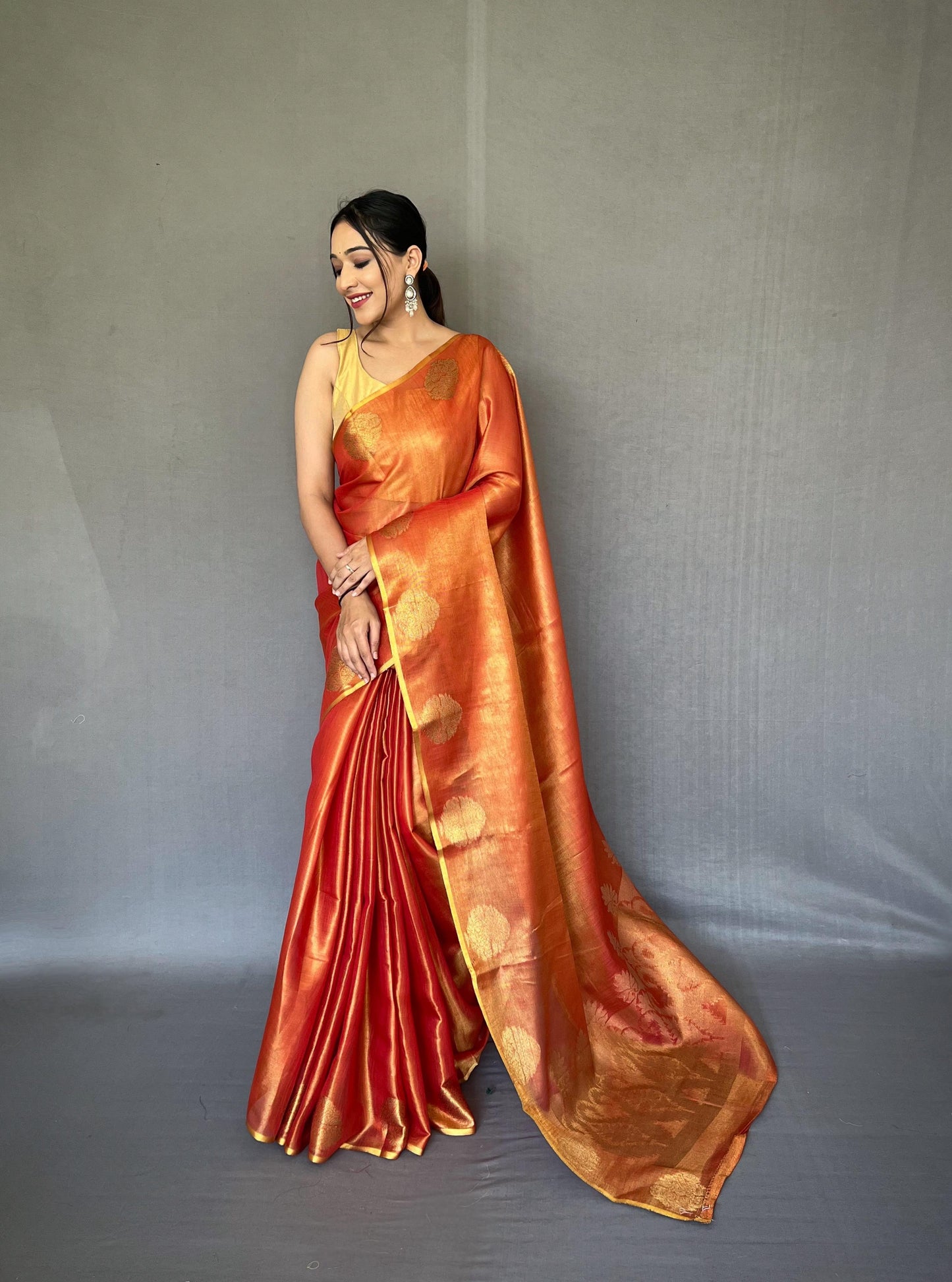 Tissue Silk Jacquard Zari Weaving Saree with Rich Pallu