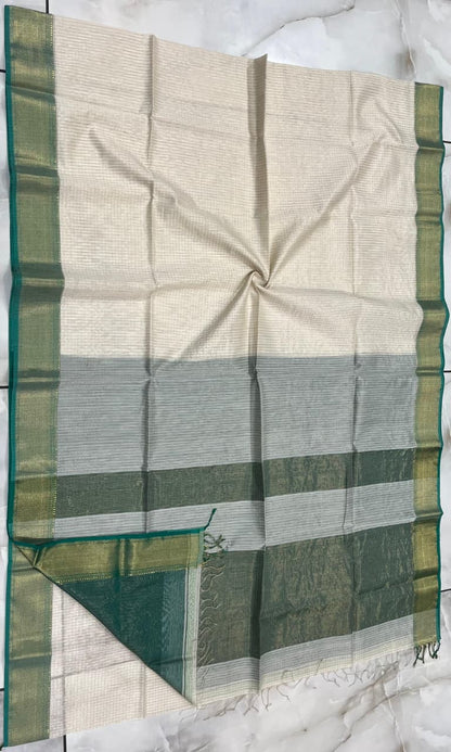 Exclusive Pure Handwoven Maheshwari Silk Saree with Golden Jari Chek Motifs