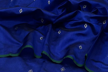 Beautiful Pure Handwoven Dual Tone Chanderi Pattu Silk Saree with Silver Zari Meenakari Buti